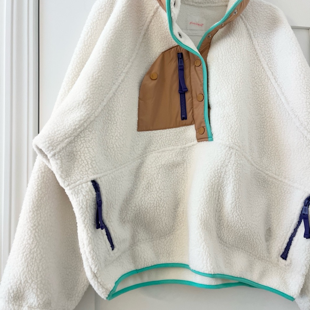 FP Movement by Free People Ivory Sherpa Pullover with Tan & Aqua Trim - Picture 7 of 8